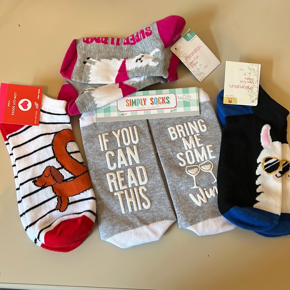 NWT women’s novelty socks